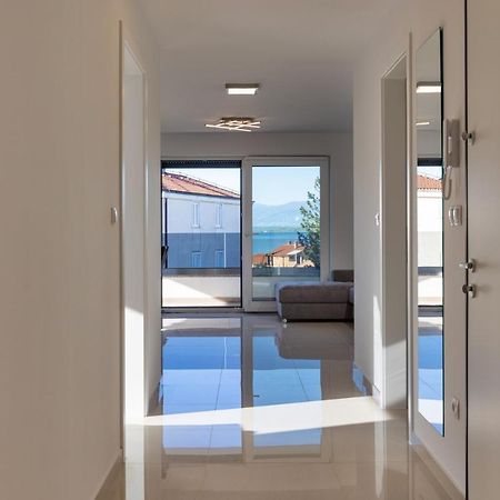 Apartma Skubic Duhljica Vantacici Esterno foto